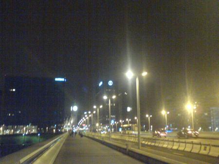 Retour a Paris gare d'Austerlitz, ya plu ka alé cherché la voiture  et conclure 900 km en une journée.
