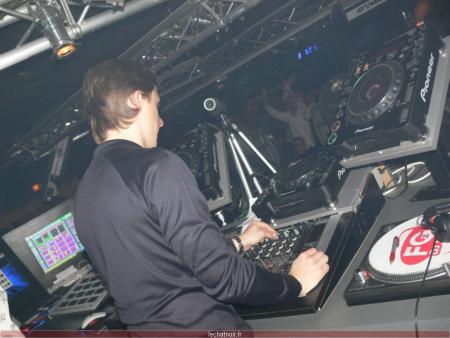 Mix by Martin Solveig to the famous black minou !!!
