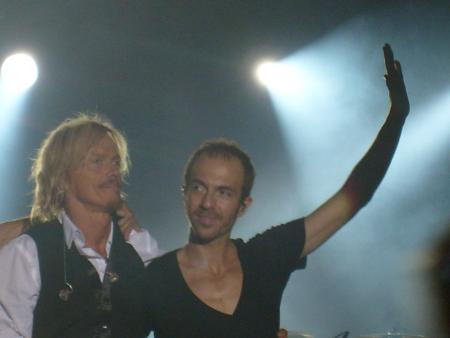 Calogero (Calogero Maurici) est un compositeur, musicien et chanteur français, né le 30 juillet 1971 à chirolles