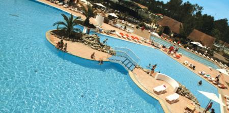 It's Summer Holidays: Sun, sun and sun...